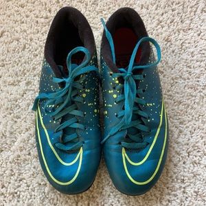 NIKE Mercurial Soccer Cleats/Shoes Green and Blue Mens Size 6